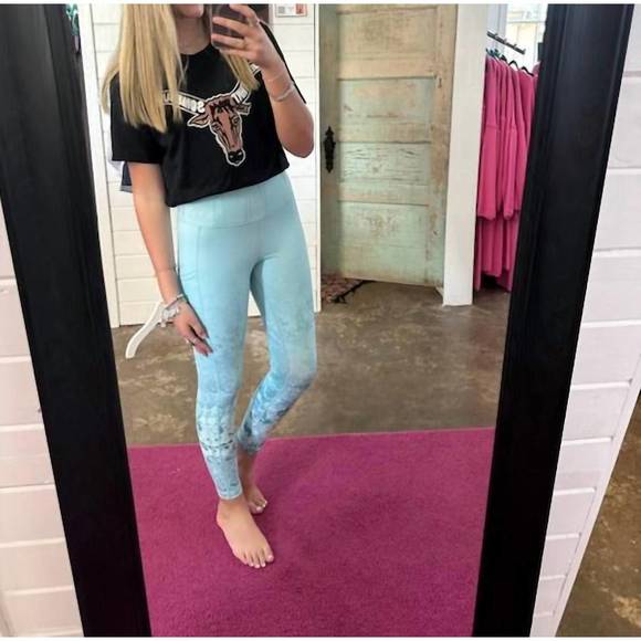 NEW WOHALI camila conceal carry legging in mint - Picture 2 of 3